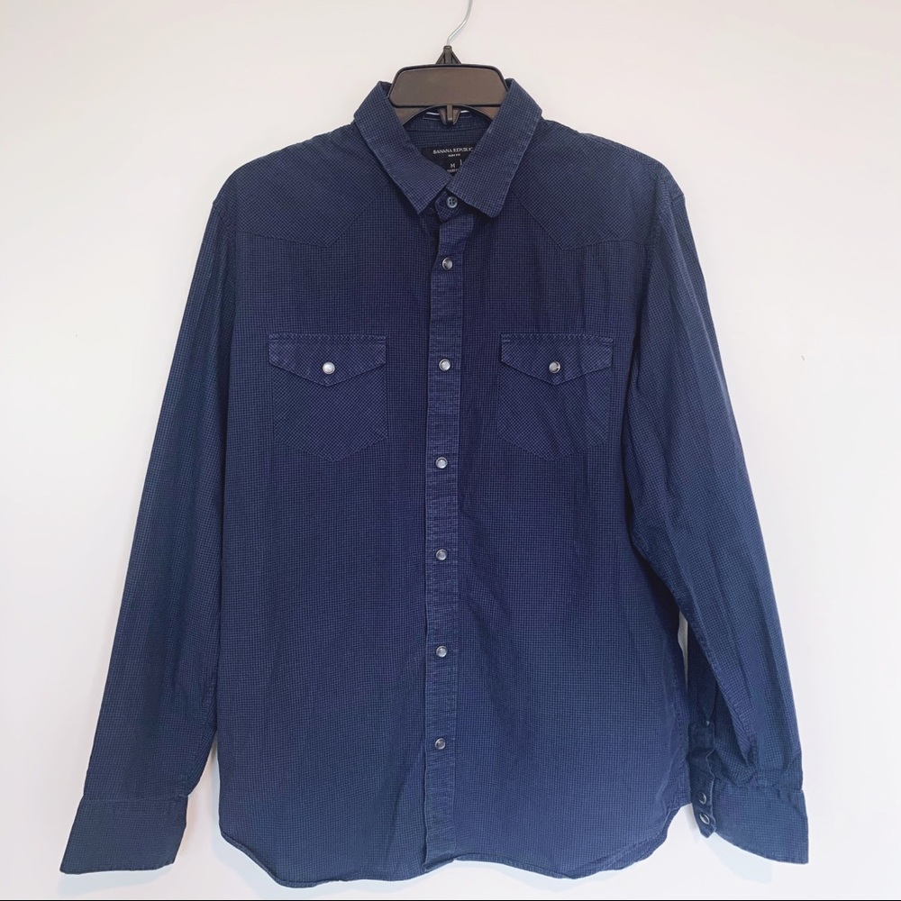 Banana Republic || Button Down